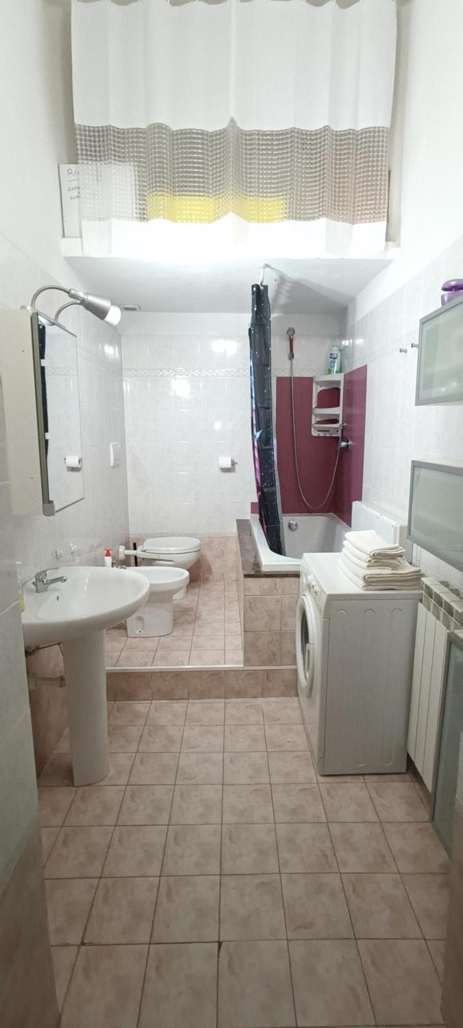 Casa Vacanze Completa Di Tutto E Anche Di Piu Livorno Bagian luar foto