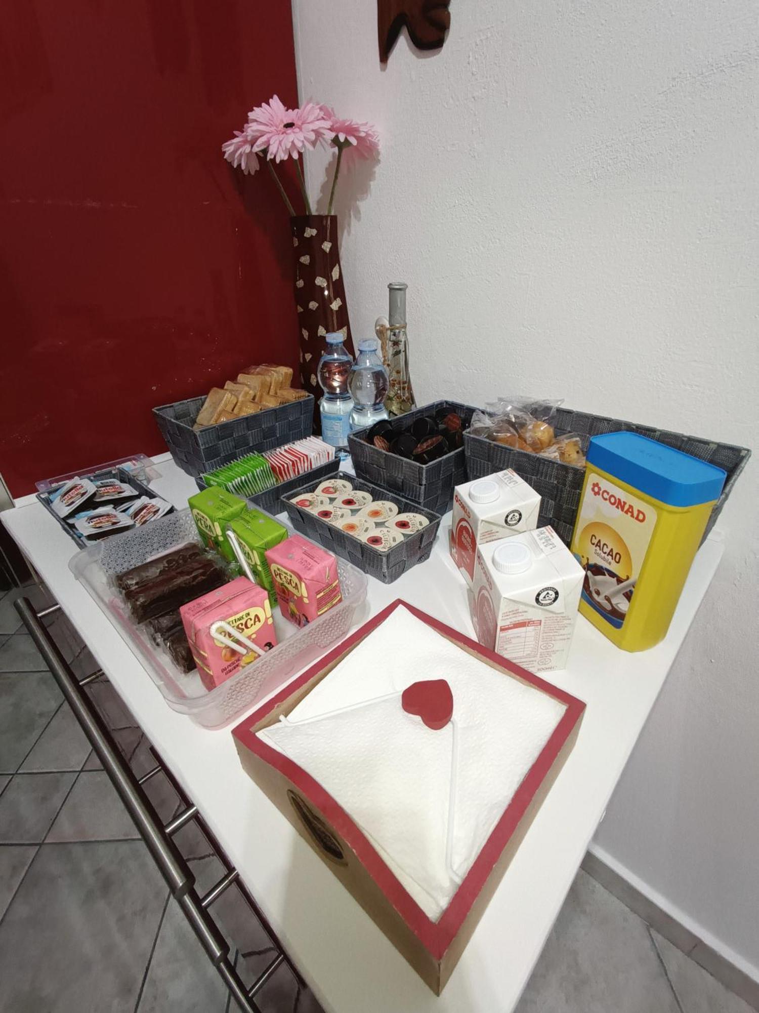 Casa Vacanze Completa Di Tutto E Anche Di Piu Livorno Bagian luar foto