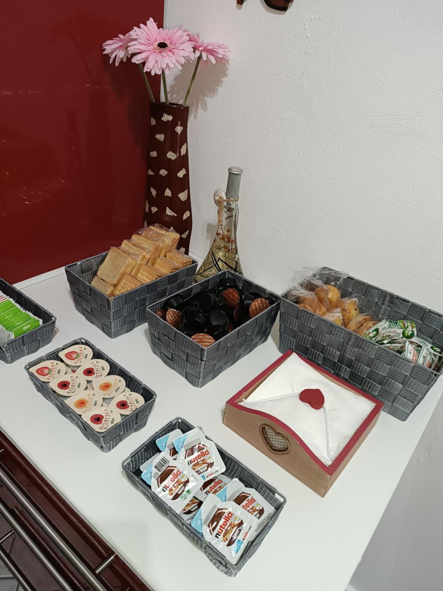 Casa Vacanze Completa Di Tutto E Anche Di Piu Livorno Bagian luar foto