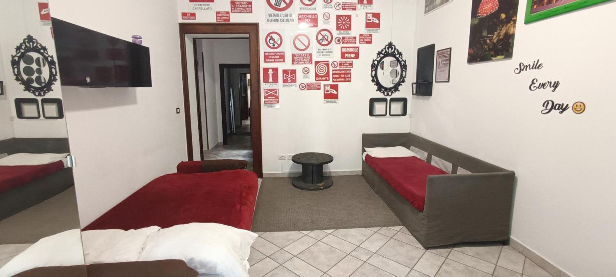 Casa Vacanze Completa Di Tutto E Anche Di Piu Livorno Bagian luar foto